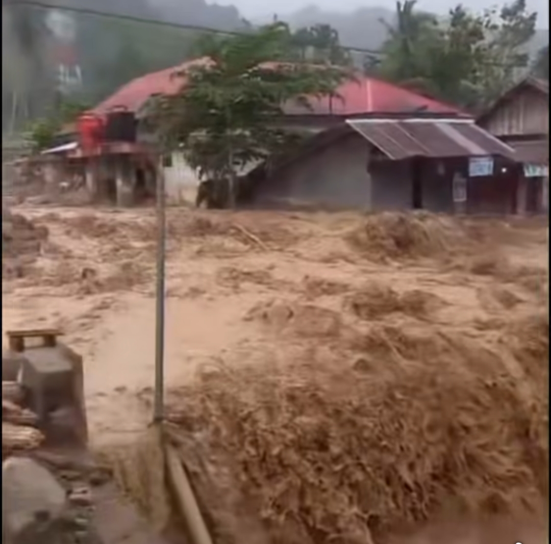Banjir Bandang Kembali Terjang Maninjau Agam, 240 Warga Diungsikan